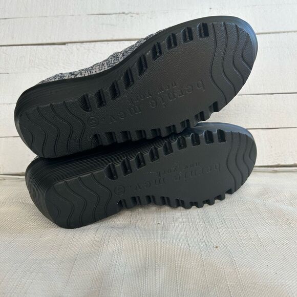 bernie mev. Lulia Newsprint Black White Woven Shoes wedge size 41 - Picture 4 of 11